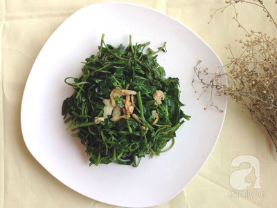 Rau muống x&agrave;o