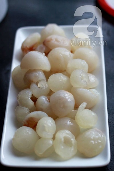 Ch&egrave; kh&uacute;c bạch tr&agrave; xanh