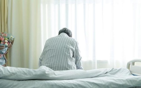 Ở tuổi 75 nghỉ hưu, tôi có tiền, có nhà nhưng lại thấy chẳng có gì trong số đó hữu ích cả: Tuổi già của tôi sao mà khó khăn quá!