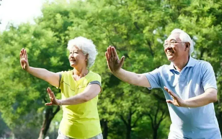 3 thói quen tốt cho sức khỏe khi bước sang tuổi 60