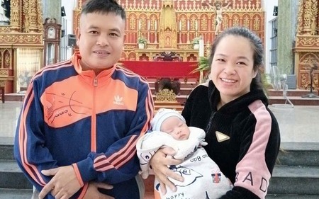 Hành trình tìm con và cái kết viên mãn: Thiên thần nhỏ chào đời sau gần 10 năm chờ đợi và 8 lần chuyển phôi