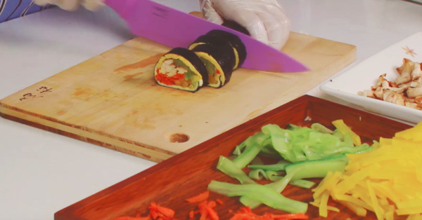 Cách làm kimbap ăn kiêng đơn giản và dễ thực hiện như thế nào?

