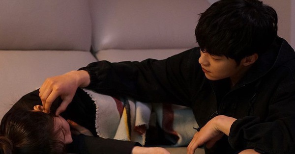 Nỗi kinh hoàng của cuộc đời: Người yêu cũ đi lấy chồng, bản thân còn trắng tay