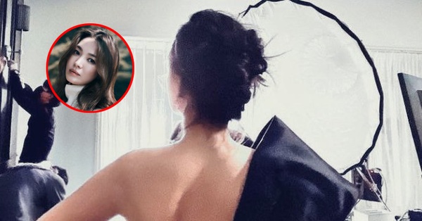 Giữa lúc cả showbiz ngập tràn bê bối, Song Hye Kyo vẫn khiến fan ngây ngất khi khoe thân hình quyến rũ thế này đây