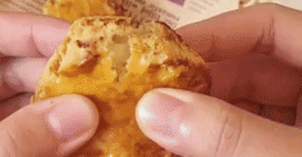 Món bánh vừa ngon vừa ít calo này được làm từ 1 nguyên liệu mà hầu hết chúng ta đều có thói quen bỏ đi!