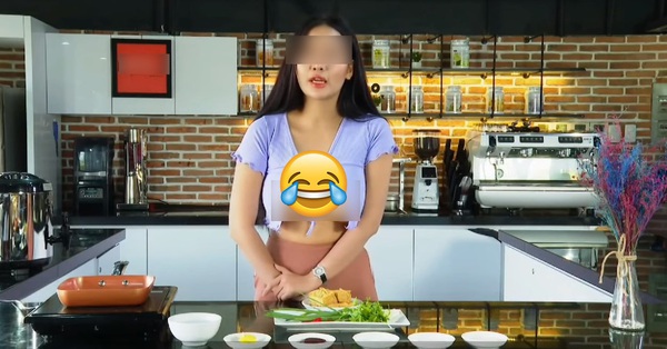 Đăng tải video dạy nấu ăn, cô gái cố tình hớ hênh vòng 1 khiến dân tình đỏ mặt
