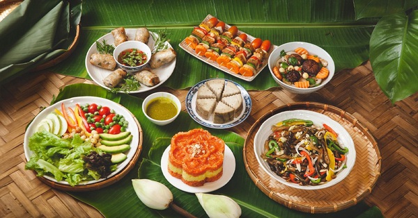 2 cách làm súp hạt sen chay thơm ngon thanh đạm cho mâm cơm ngày Rằm