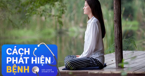 Quần áo có ảnh hưởng đến việc ngồi xếp bằng không bị tê chân không?
