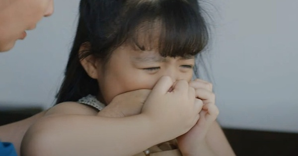 Mùa hoa tìm lại tập 21: Đồng cứu con, Ngân bị giúp việc bịt miệng - Vimarsana News