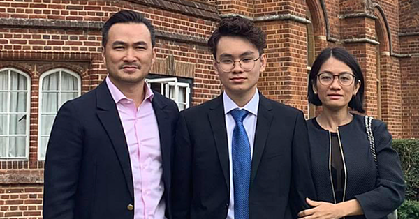 Con trai Chi Bảo vừa trúng tuyển đại học top đầu nước Anh: Chọn 1 ngành học cực oách - Vimarsana News