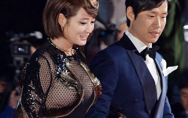 5 mỹ nhân U60 nóng bỏng khuấy đảo Kbiz: Kim Hye Soo "cháy" mọi lúc - Vimarsana News