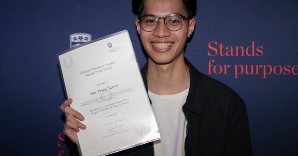 Vietnamese male student named “genius”, PV in the national promotion campaign by the Australian government