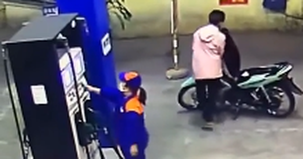 Gasoline increased, the young man entered and shouted “full tank” then fled, making a lot of people angry