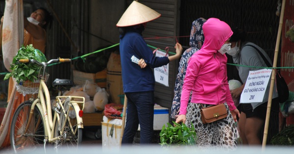 Food shops operate normally, do not have to close before 9pm