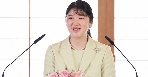 Japan’s most famous princess holds the first press conference in her life, her appearance catches the eye