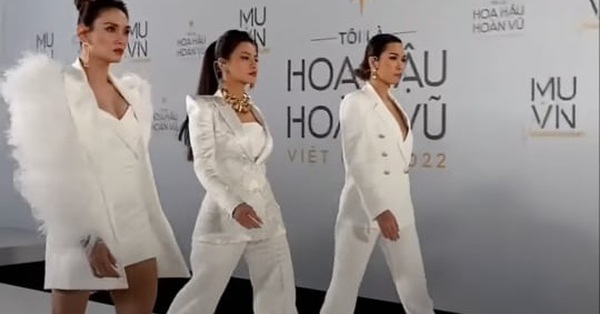 The jury of the Miss Universe Vietnam 2022 contest caused a fever with the extreme catwalk