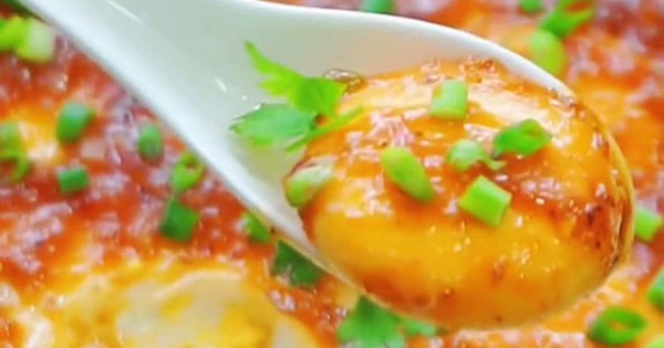 How to make steamed eggs with Thai Chi sauce is simple but the finished product is delicious