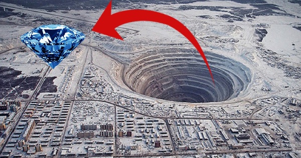 Discover the world’s largest diamond mine