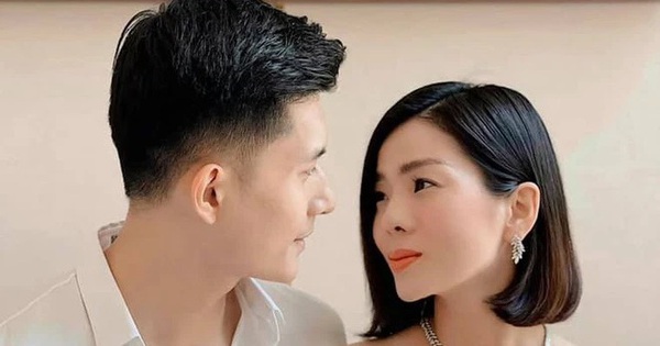 Young love 12 years younger openly calls Le Quyen “wife” and also gives a special birthday gift to his girlfriend
