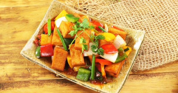 How to make fried tofu with vegetables, simple but delicious