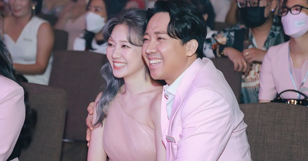 Tran Thanh hugged his wife tightly, who did not know thought that Hari Won was about to be “kidnapped”