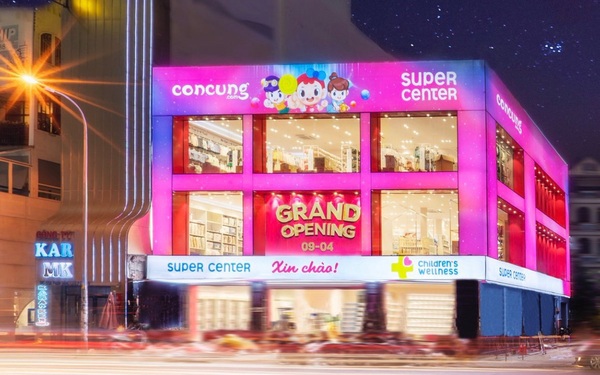 Hot mom Saigon is excited to shop for the opening of Con Cung Super Center