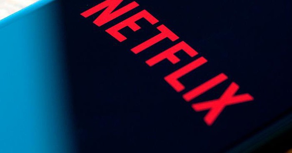 Netflix struggled to make money, lost hundreds of thousands of subscriptions