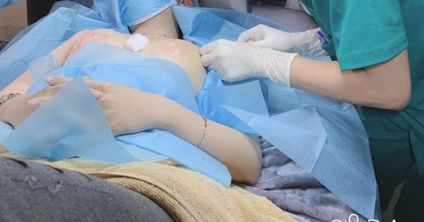 A beauty facility that injects fillers puts a 39-year-old woman in critical condition