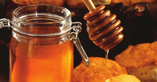 Soak honey with 2 drinks on an empty stomach to lose fat and live a long life