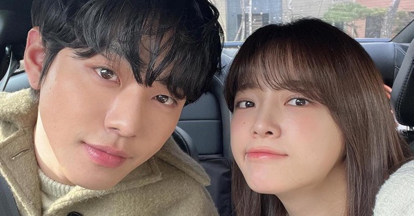Ahn Hyo Seop and Kim Se Jeong revealed a couple photos after the 18+ scene, making fans “thrill”