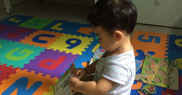 Mother decided to teach her children to learn letters when she was just 18 months old