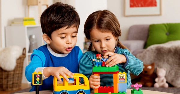 3 RULES to buy toys for children parents need to pay attention to