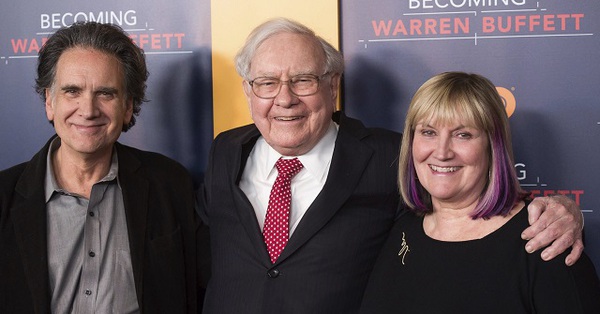 Tại sao các tỷ phú như Bill Gates, Warren Buffett lại...