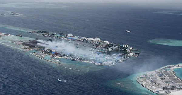 Close-up of the ‘junk island’ – an artificial scar in the tourist paradise of Maldives