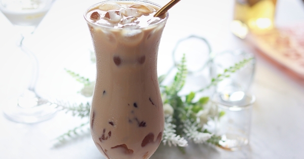 How to make Hong Kong style milk tea simple but delicious
