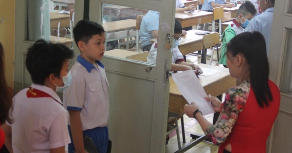 Renovating the survey for 6th grade at Tran Dai Nghia School: There is a listening part