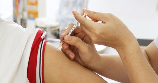 5 things parents need to keep in mind after giving their children the COVID-19 vaccine from 5