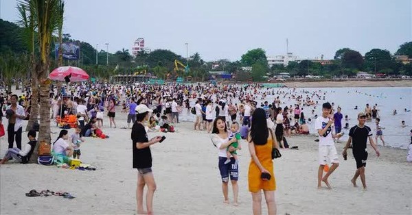 Just opened to welcome guests, Doi Rong artificial beach had a tragic drowning incident