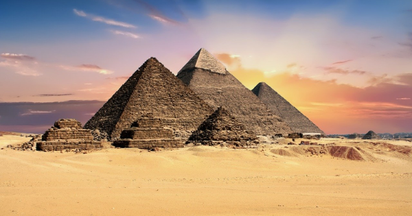 The mysterious system of tunnels and secret rooms inside the Great Pyramid of Giza