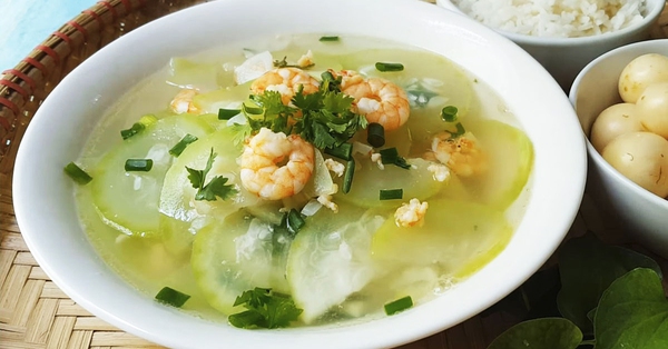 How to cook gourd soup with shrimp is simple but delicious, gourd soup