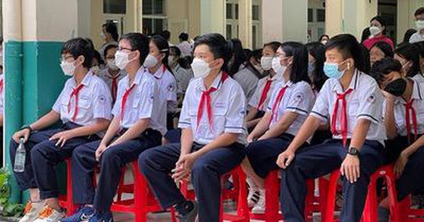 Students in Ho Chi Minh City will be supported with tuition fees from the academic year 2022-2023