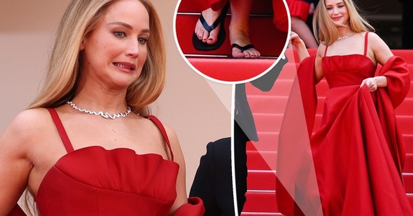Jennifer Lawrence Explains Wearing Flip Flops On The Cannes Red Carpet Thuvienpc Com