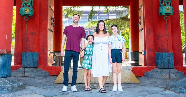 多くのアメリカ人が日本に移住する動機は何ですか?