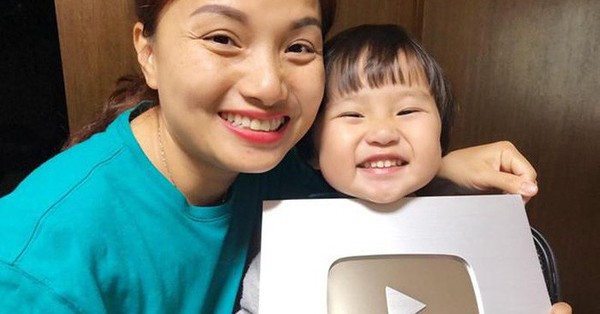 Giải mã sức hút của Quỳnh Trần JP và bé Sa trong những ngày vừa qua: Cũng dung dị, tự nhiên nhưng vẫn dễ thương vô cùng!