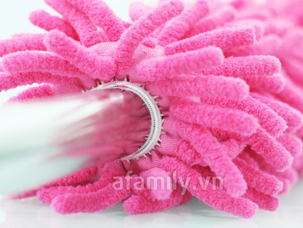 Độc đ&aacute;o c&acirc;y phất trần si&ecirc;u thấm 9