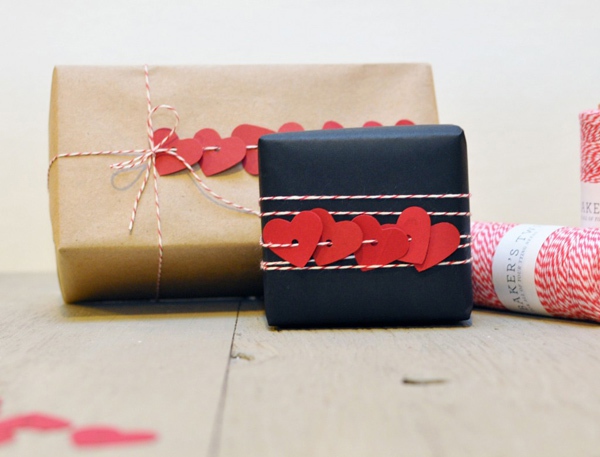 4 cách trang trí hộp quà đẹp xinh cực đơn giản cho mùa lễ hội cuối năm