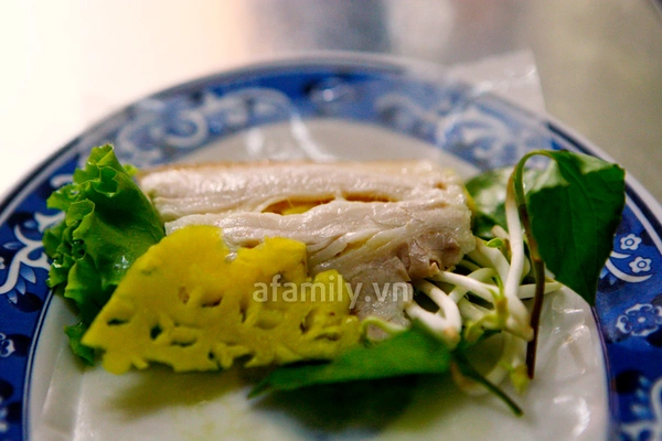 Bánh tráng thịt heo – Hương vị Đà Nẵng ngay giữa Thủ đô 2 Bánh tráng thịt heo – Hương vị Đà Nẵng ngay giữa Thủ đô 2