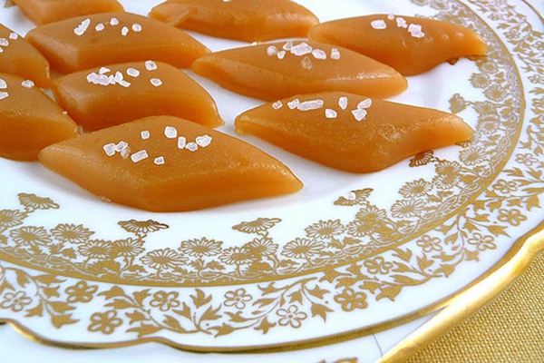 Trổ tài làm kẹo caramel dẻo thơm 1