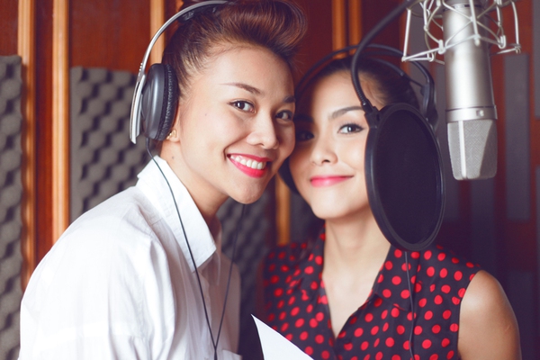 Thanh Hằng, H&agrave; Tăng nh&iacute; nhố trong ph&ograve;ng thu