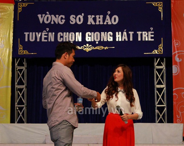 Bảo Anh lại đi thi h&aacute;t 11